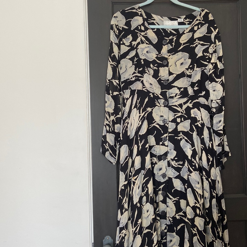 Vintage 90’s Passports of pier 1 imports floral dress SZ Large